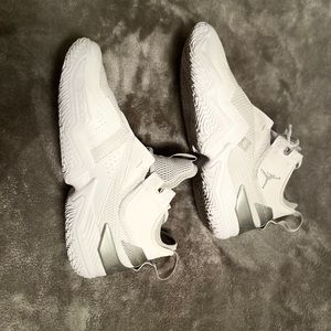 LIKE NEW, SLIGHTLY WORN, GREAT CONDITION!!